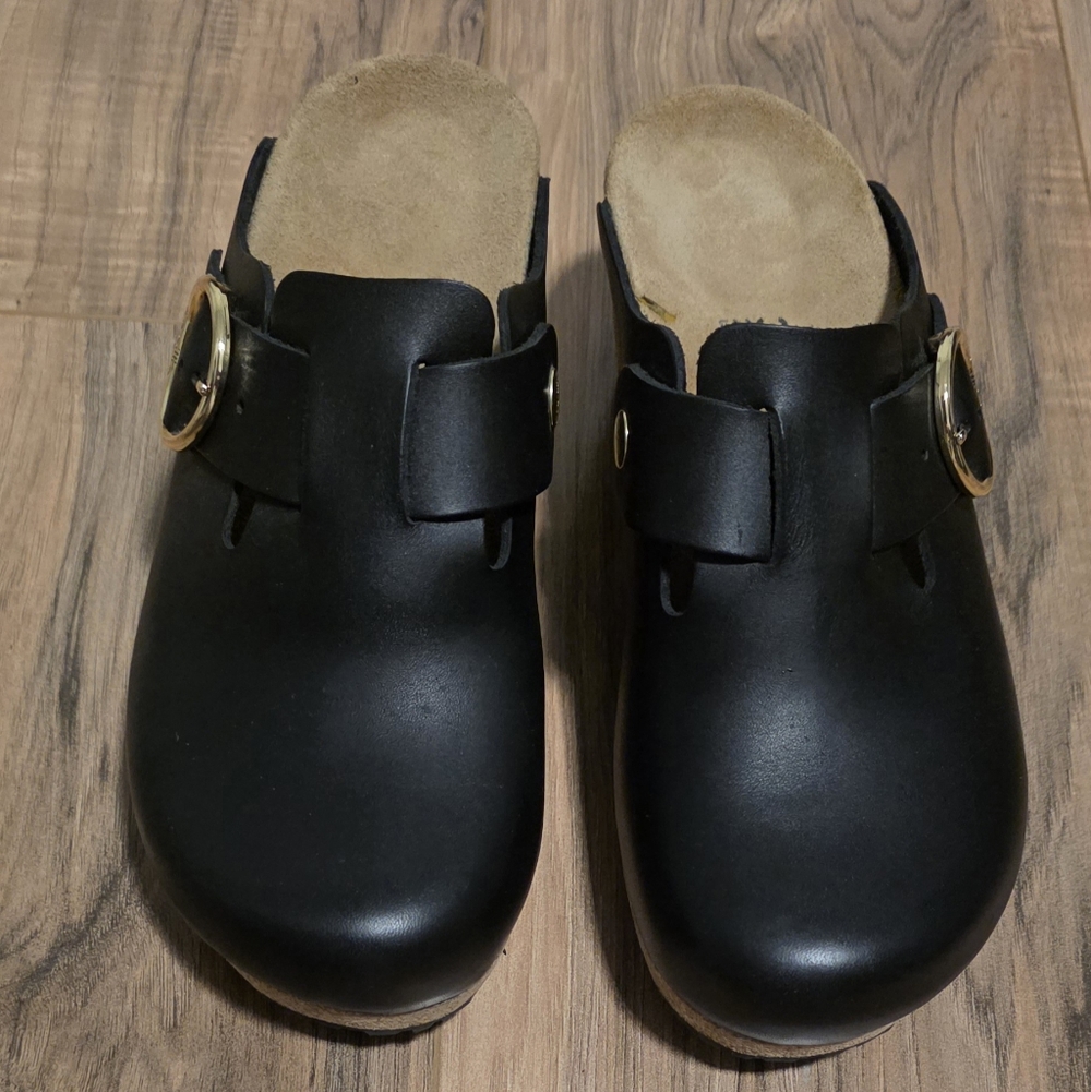 Papillio BIRKENSTOCK Black Clogs with Gold Accent